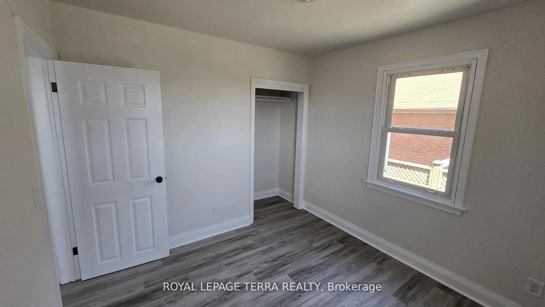 Photo 5 of 779 Whitman Crescent, Oshawa, Donevan — HOMEH