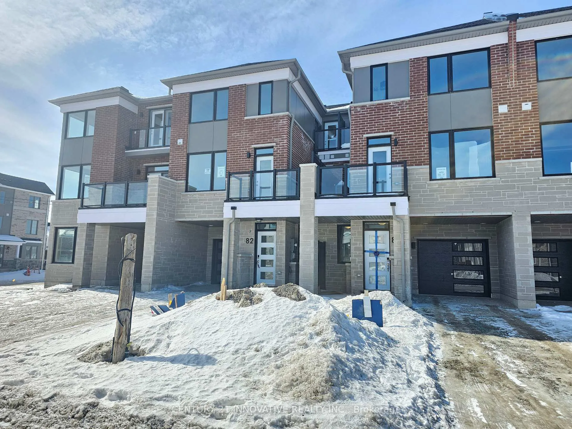 Front of 82 Yorkshire Drive