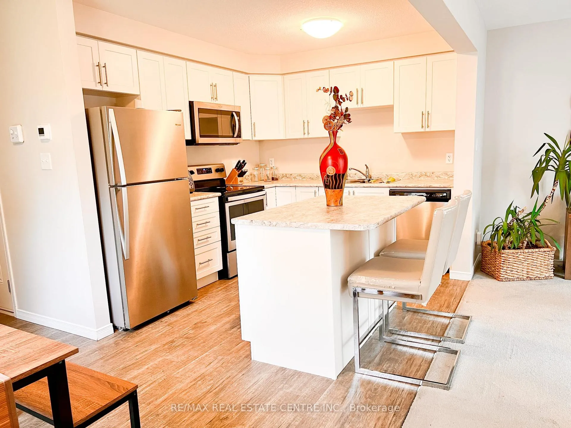 Photo 3 of Unit 36, 50 Pinnacle Drive, Kitchener, Lower Doon — HOMEH