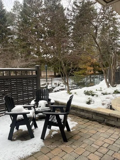 Photo 4 of Unit 104, 7071 Bayview Avenue, Markham, Bayview Glen — HOMEH