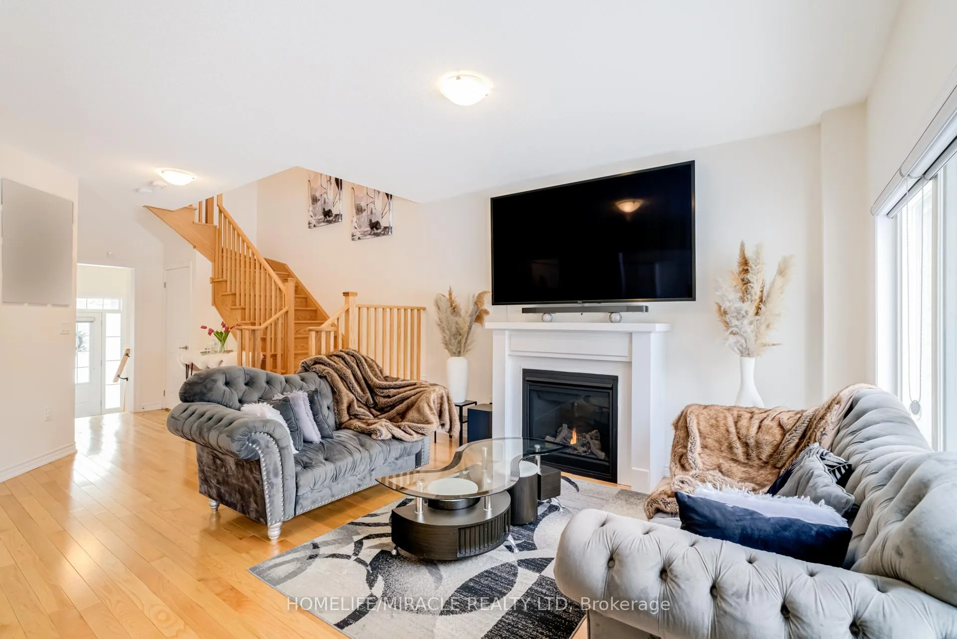 Photo 11 of 283 Fleetwood Drive, Oshawa, Eastdale — HOMEH