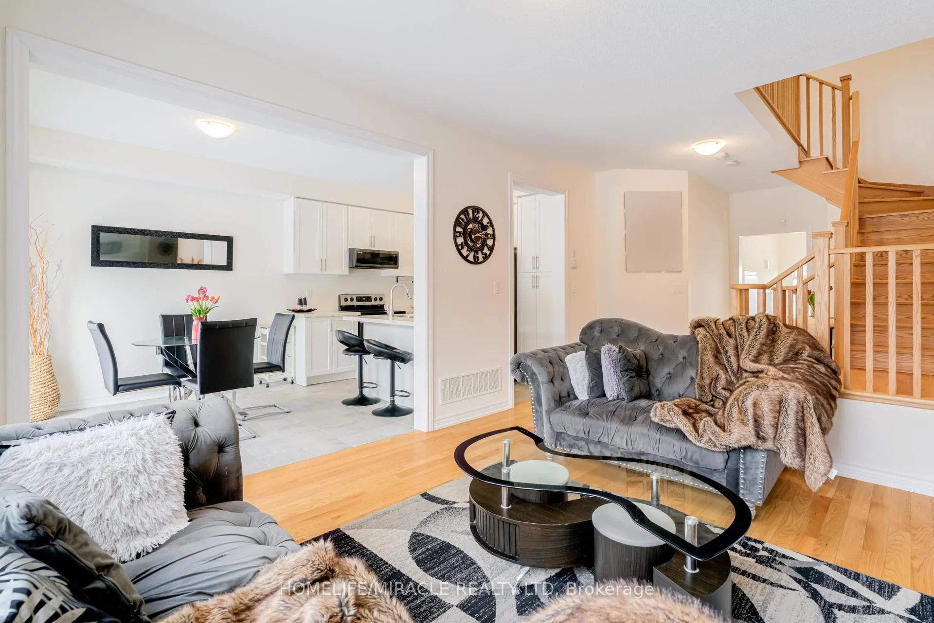 Photo 12 of 283 Fleetwood Drive, Oshawa, Eastdale — HOMEH