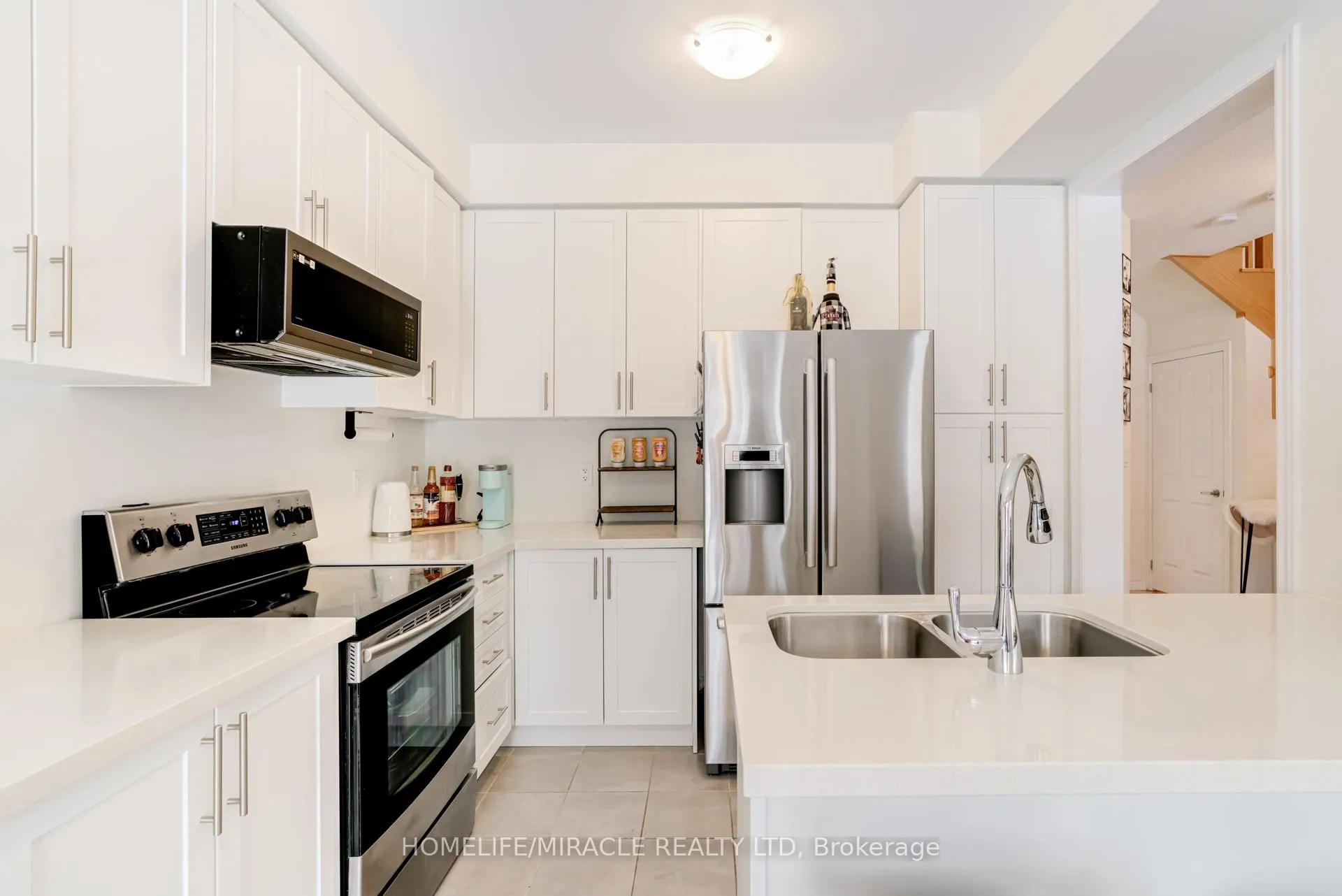 Photo 14 of 283 Fleetwood Drive, Oshawa, Eastdale — HOMEH