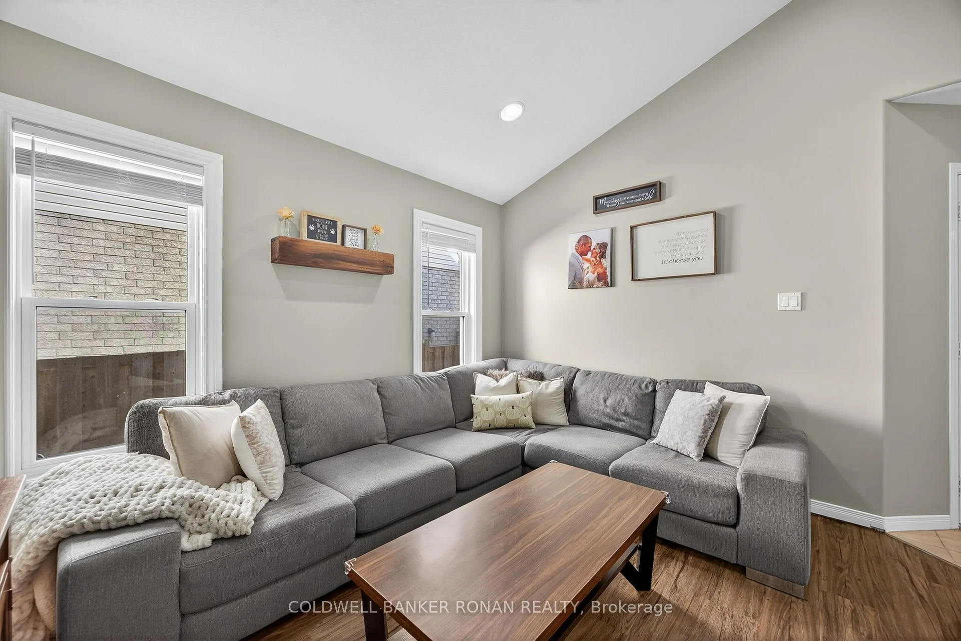 Photo 17 of 60 Wallace Street, New Tecumseth, Alliston — HOMEH