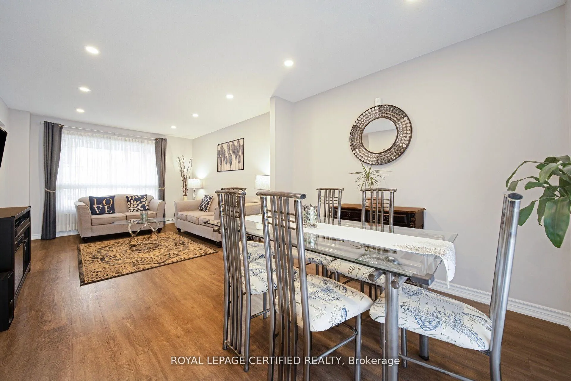 Photo 18 of 475 Woodlawn Crescent, Milton, Bronte Meadows — HOMEH