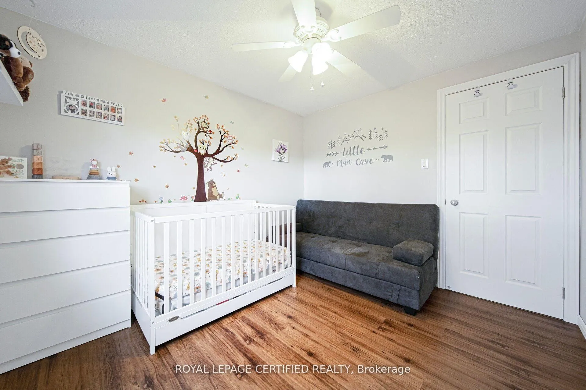 Photo 24 of 475 Woodlawn Crescent, Milton, Bronte Meadows — HOMEH