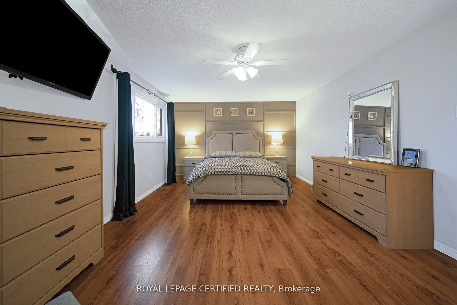 Photo 29 of 475 Woodlawn Crescent, Milton, Bronte Meadows — HOMEH