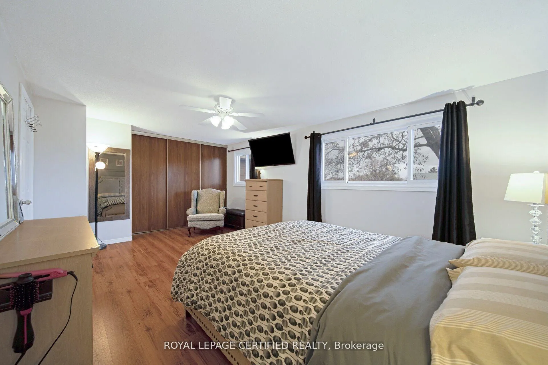 Photo 30 of 475 Woodlawn Crescent, Milton, Bronte Meadows — HOMEH