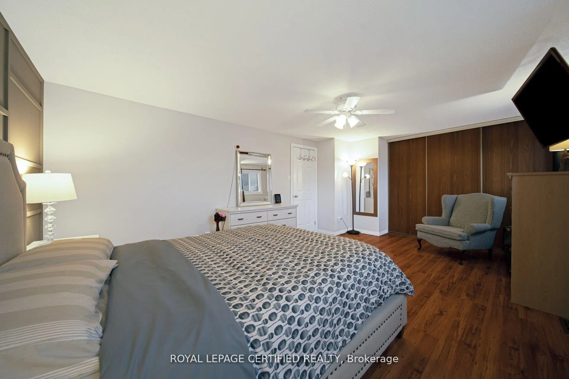Photo 31 of 475 Woodlawn Crescent, Milton, Bronte Meadows — HOMEH