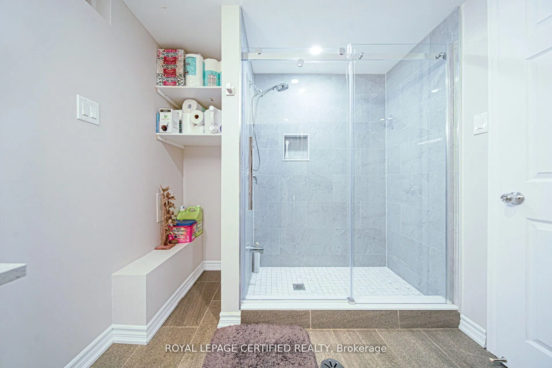 Photo 40 of 475 Woodlawn Crescent, Milton, Bronte Meadows — HOMEH