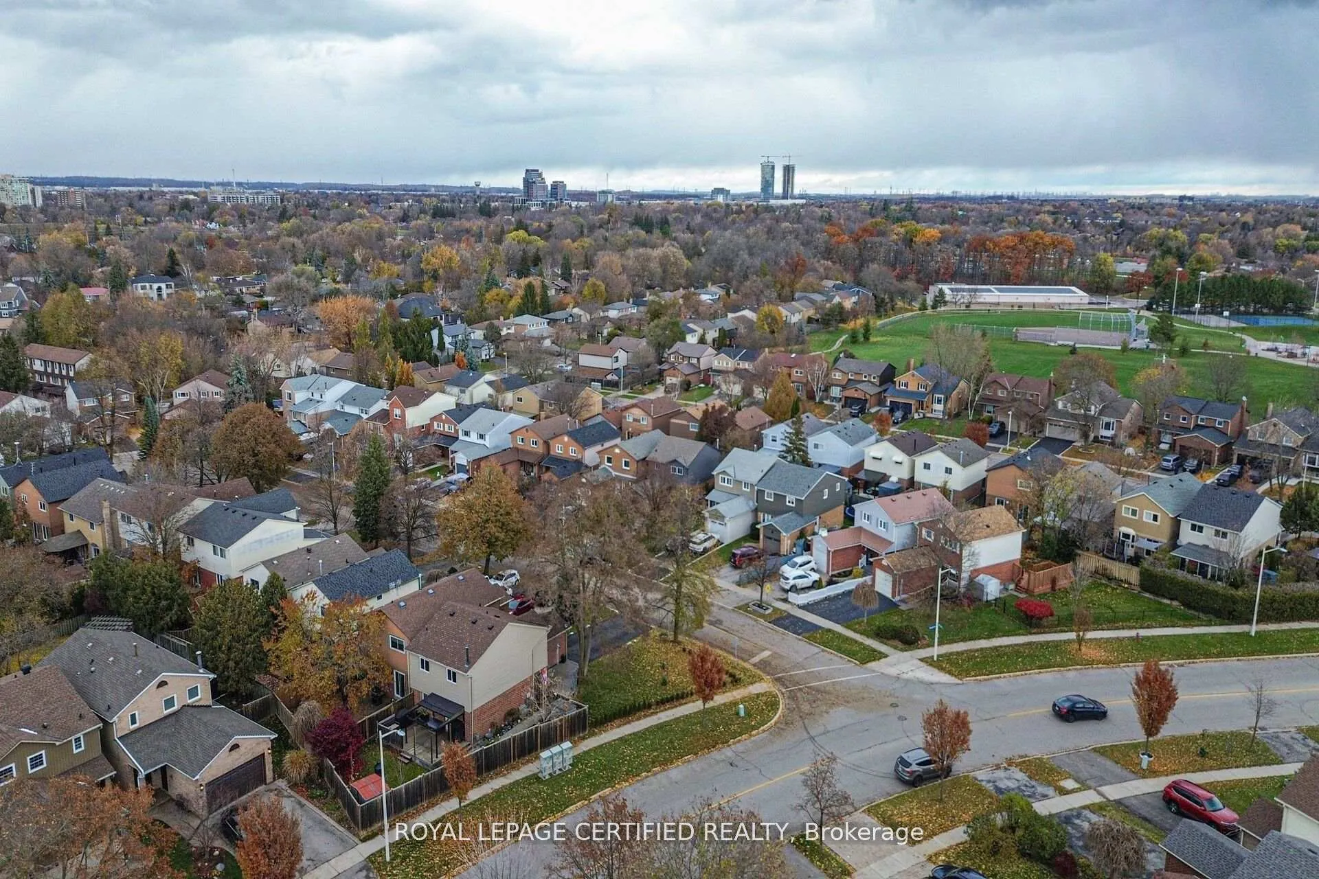 Photo 49 of 475 Woodlawn Crescent, Milton, Bronte Meadows — HOMEH