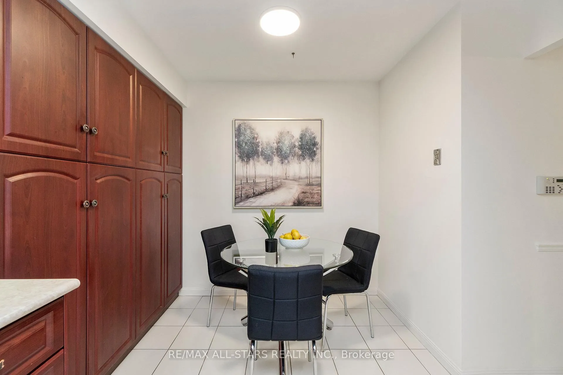 Photo 18 of Unit 701, 610 Bullock Drive, Markham, Markville — HOMEH