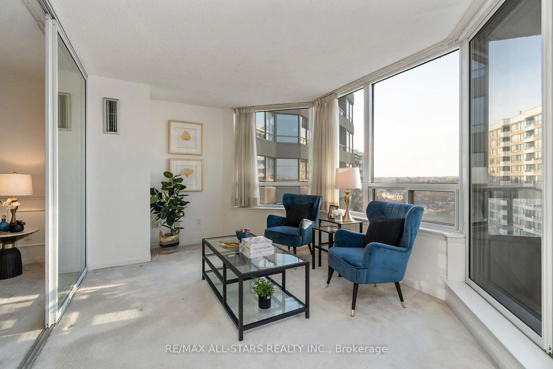 Photo 19 of Unit 701, 610 Bullock Drive, Markham, Markville — HOMEH