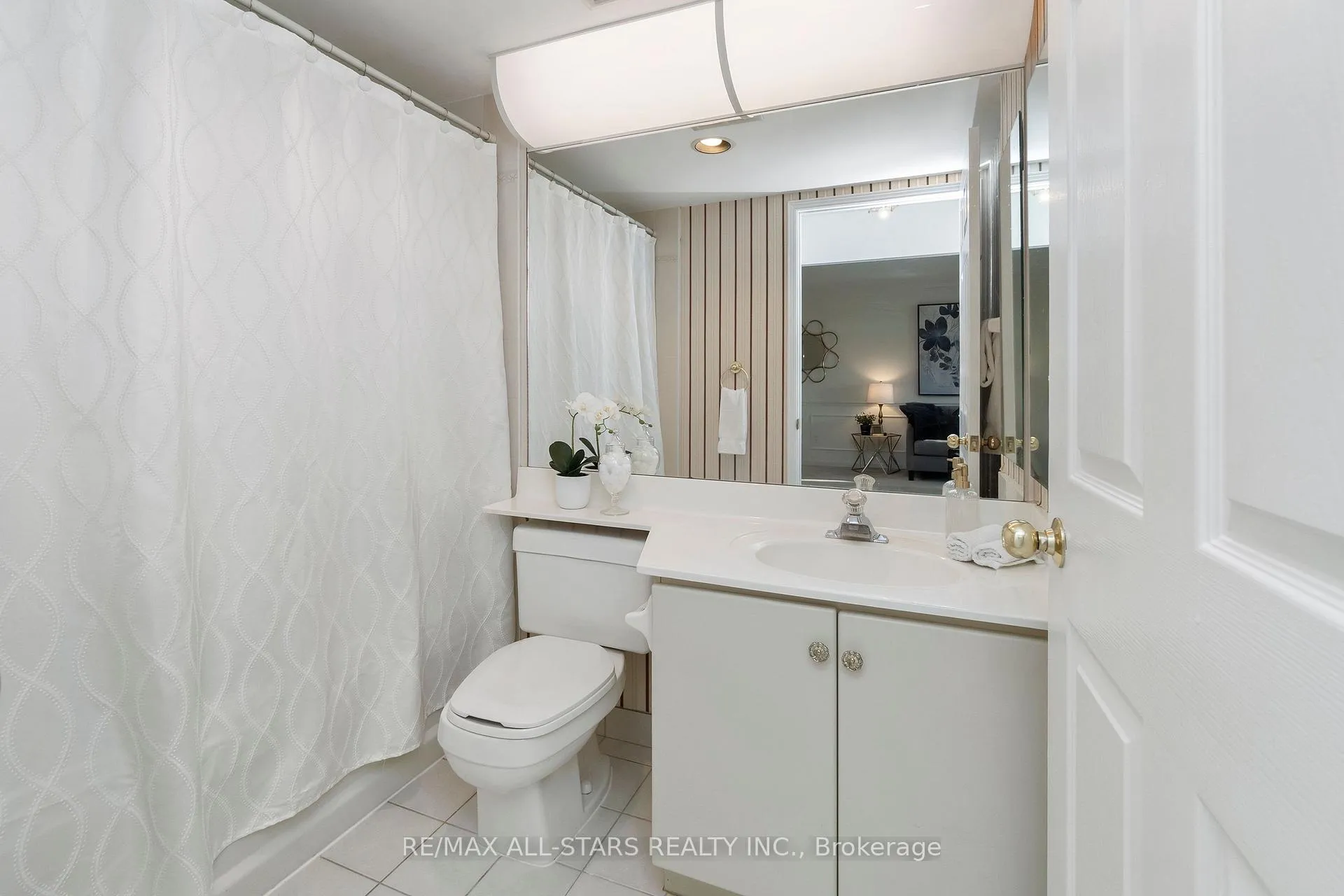 Photo 30 of Unit 701, 610 Bullock Drive, Markham, Markville — HOMEH
