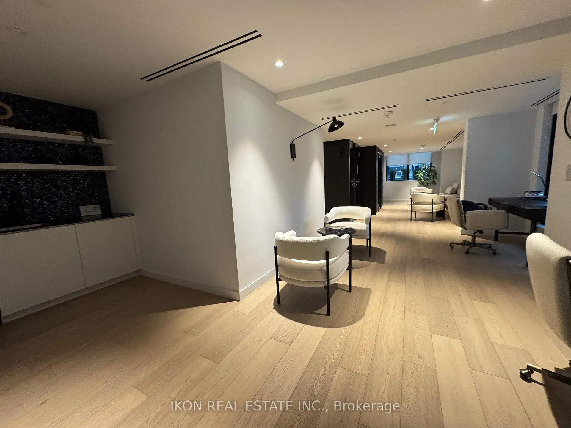 Photo 29 of Unit 702, 117 Broadway Avenue, Toronto, Mount Pleasant West — HOMEH