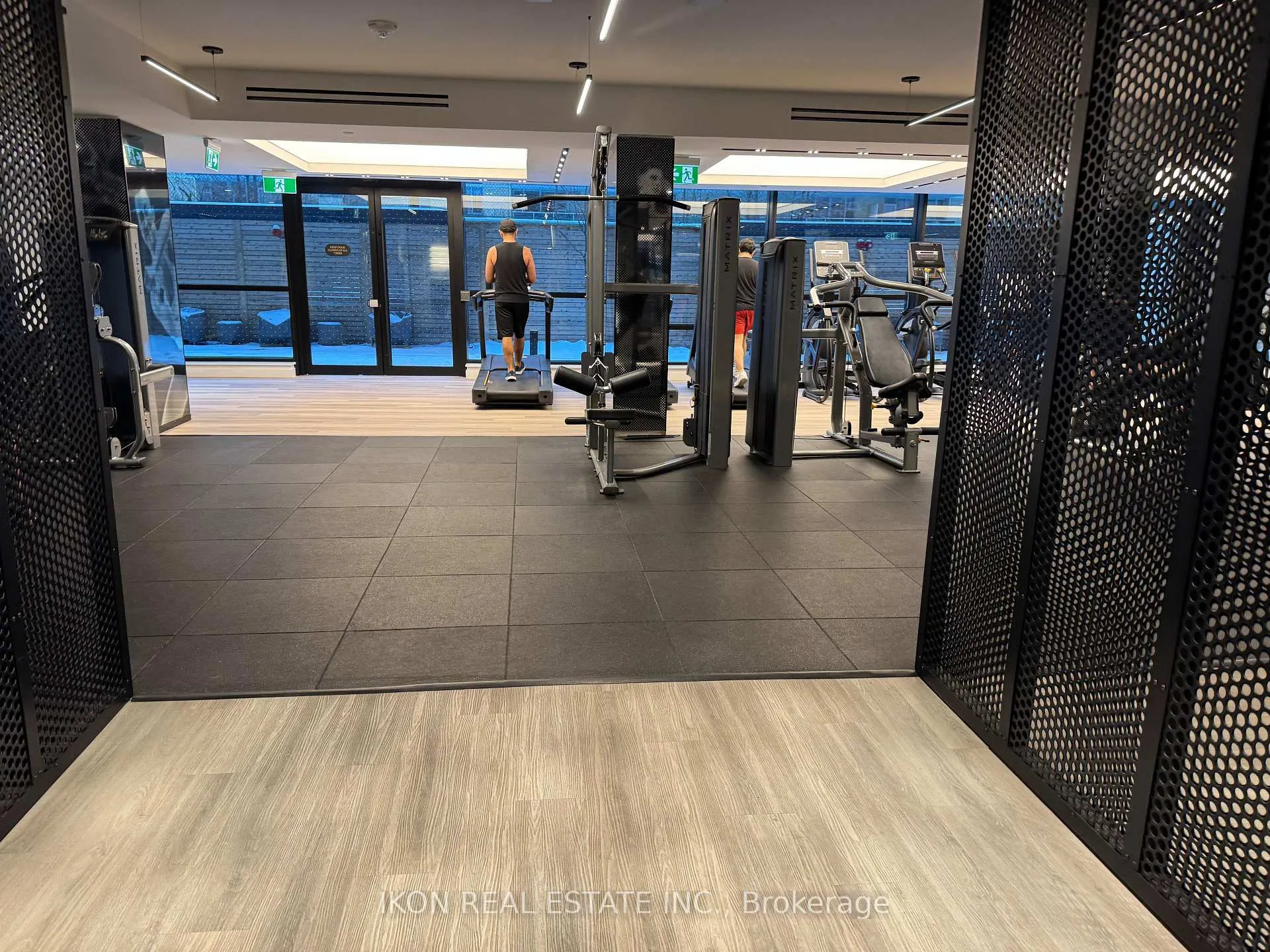 Photo 30 of Unit 702, 117 Broadway Avenue, Toronto, Mount Pleasant West — HOMEH