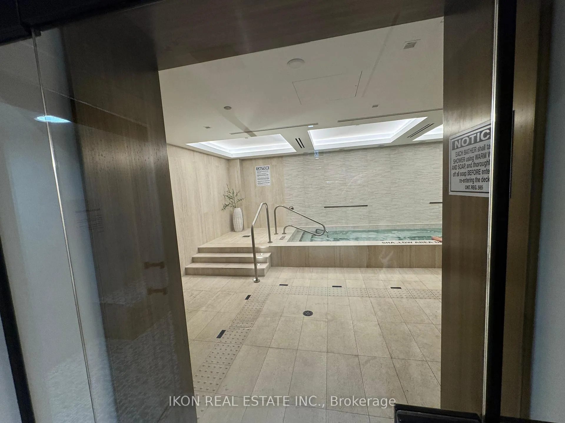 Photo 33 of Unit 702, 117 Broadway Avenue, Toronto, Mount Pleasant West — HOMEH
