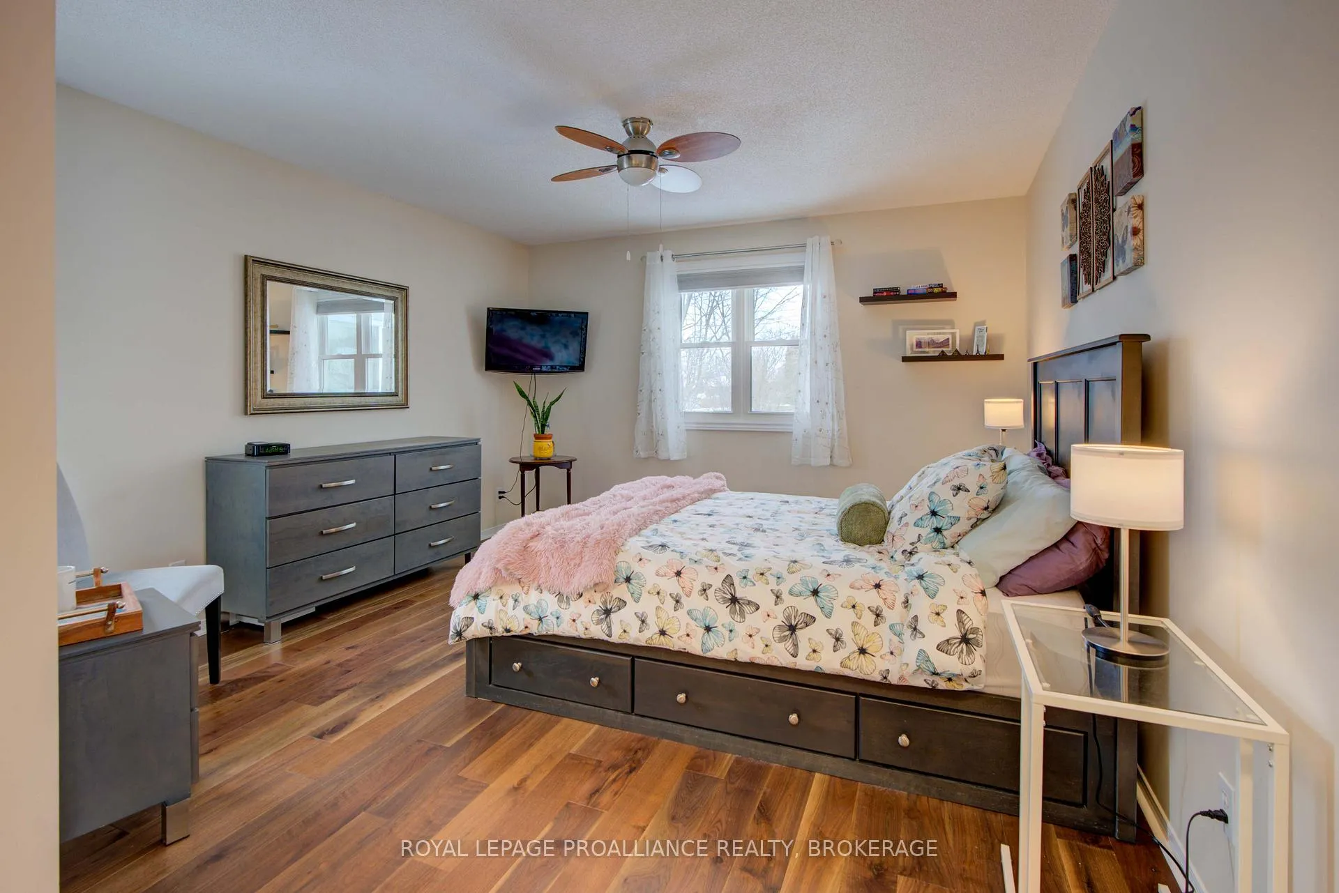 Photo 22 of 406 Waterloo Drive, Kingston, East Gardiners Rd — HOMEH