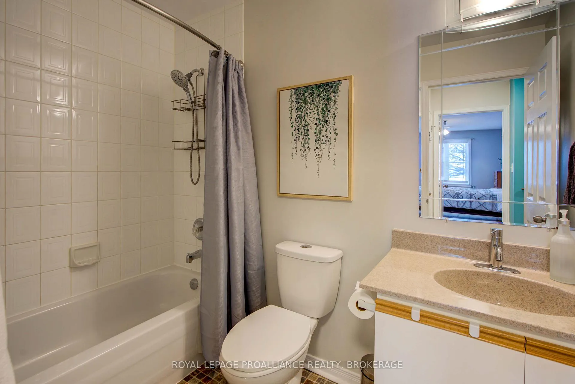 Photo 29 of 406 Waterloo Drive, Kingston, East Gardiners Rd — HOMEH