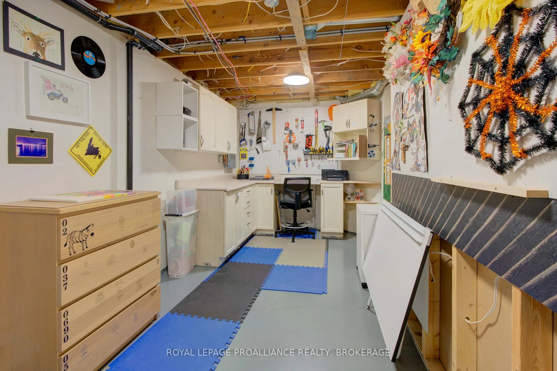 Photo 40 of 406 Waterloo Drive, Kingston, East Gardiners Rd — HOMEH