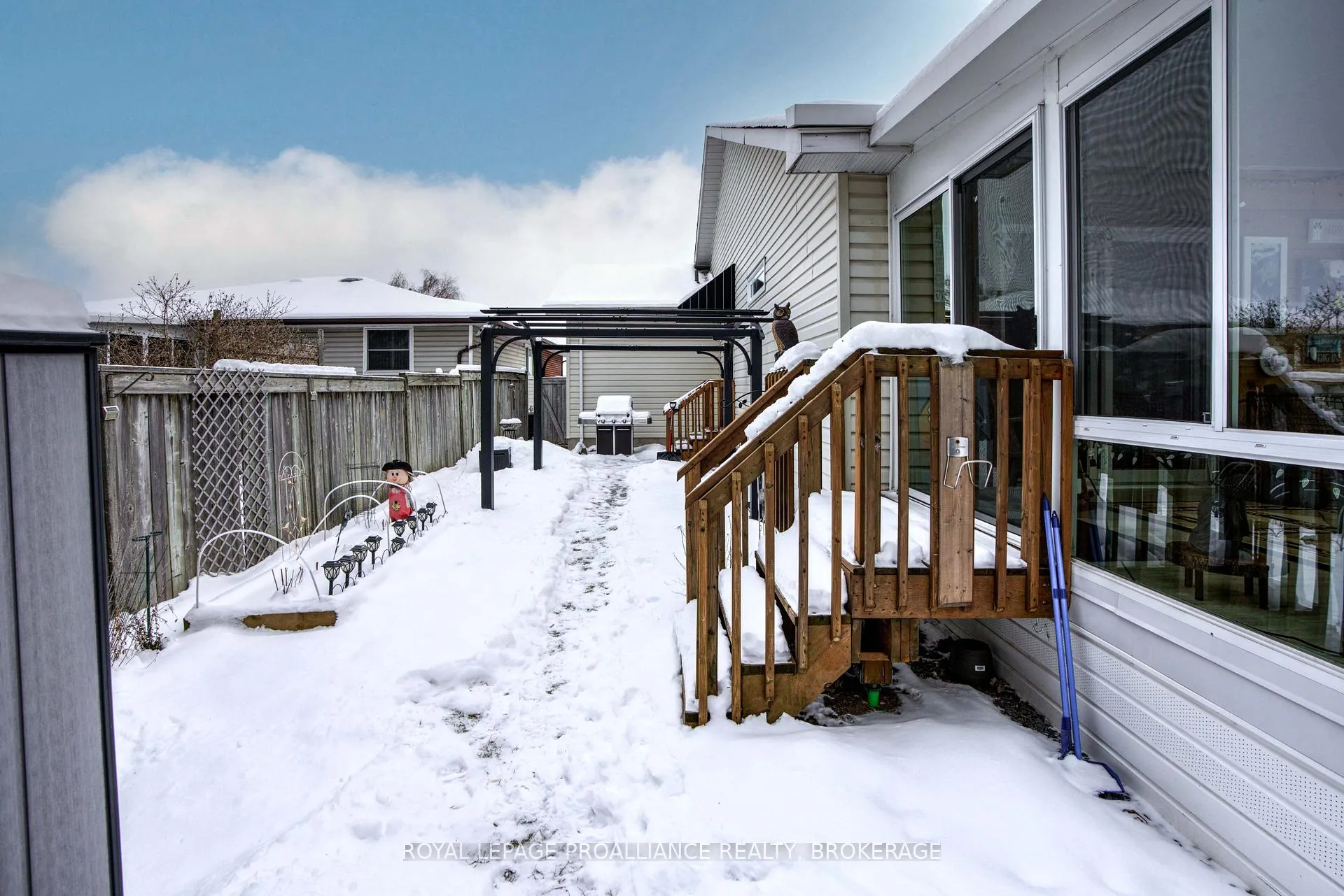Photo 41 of 406 Waterloo Drive, Kingston, East Gardiners Rd — HOMEH