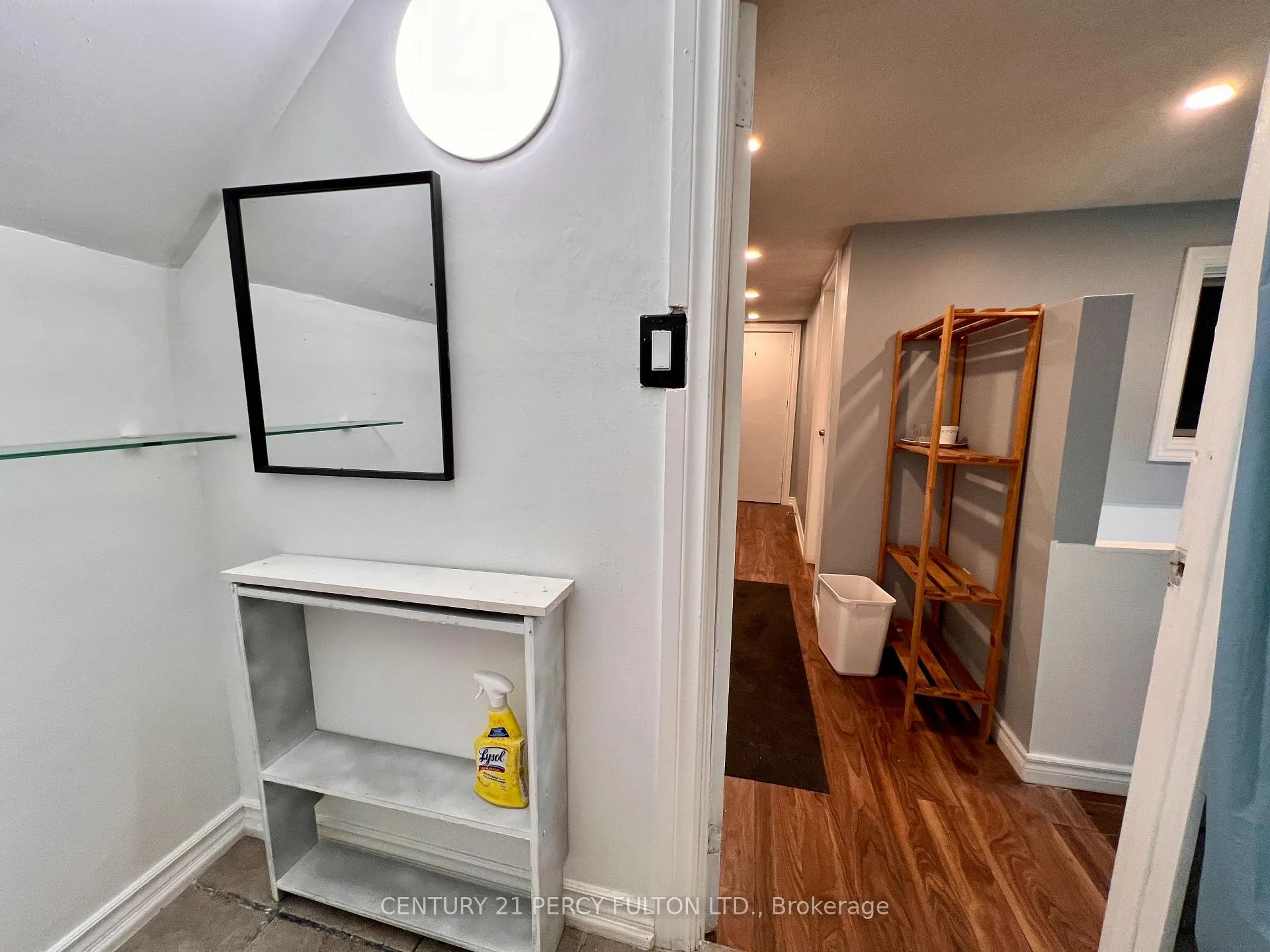 Photo 6 of 108 Cumberland Avenue, Hamilton, St. Clair — HOMEH