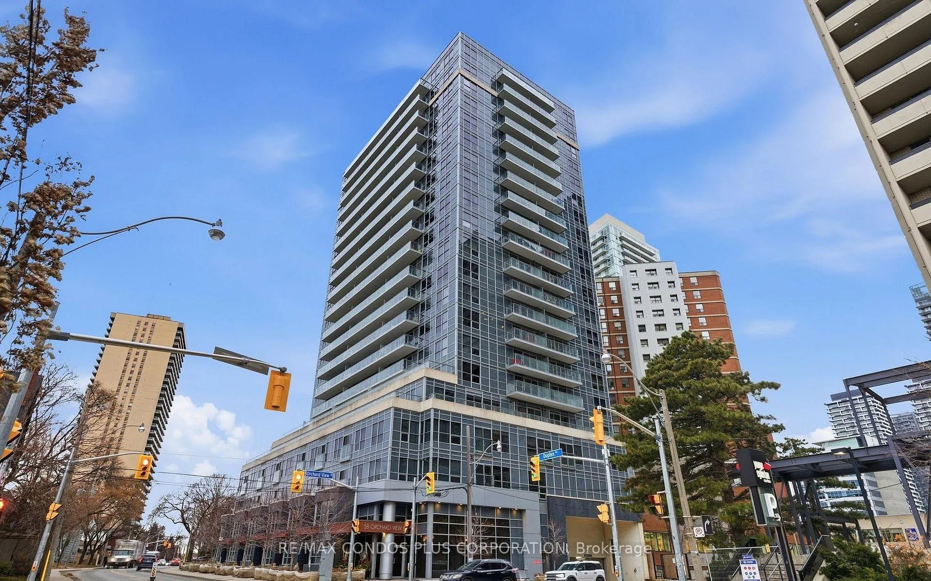 Front of Unit 1508, 58 Orchard View Boulevard