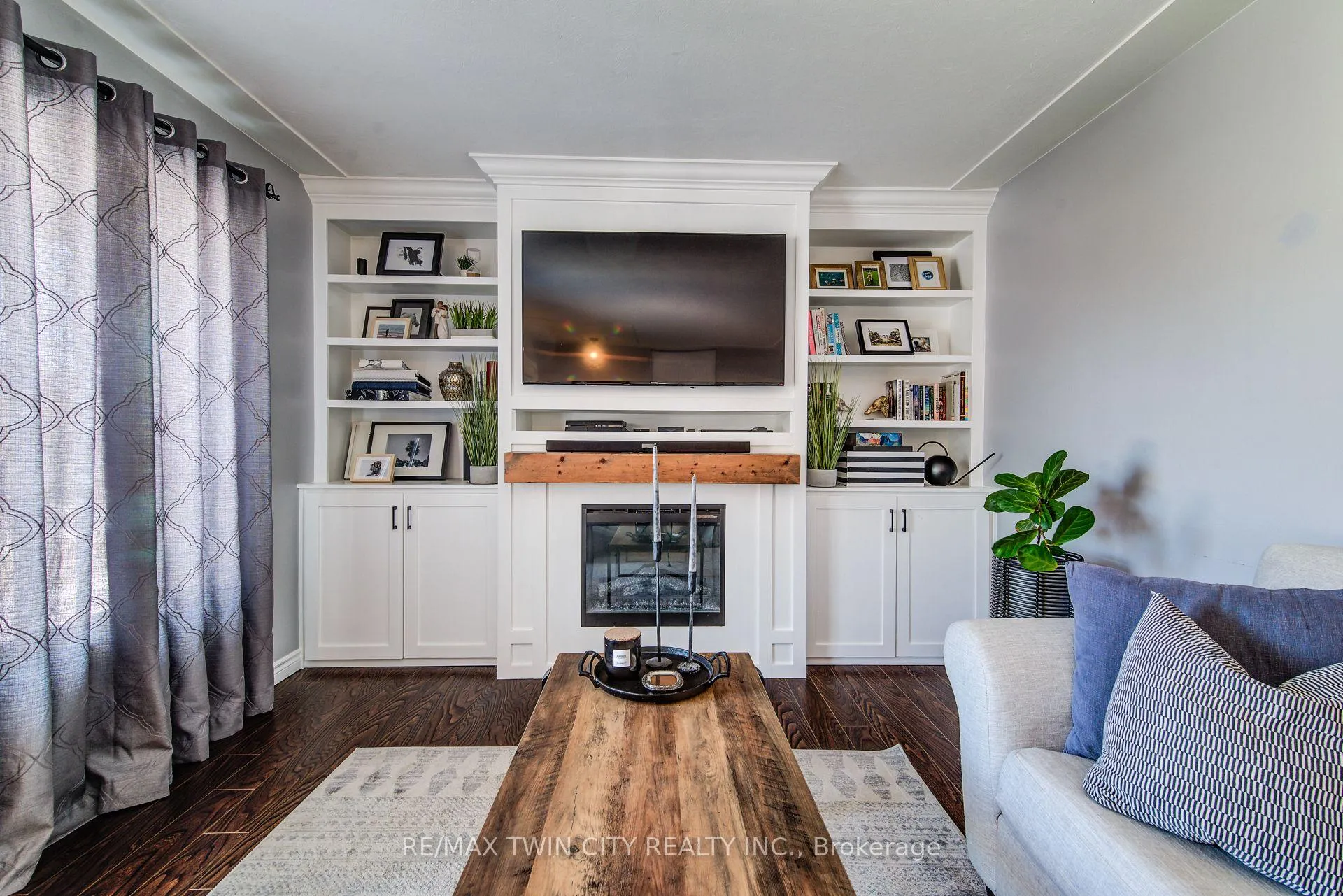 Photo 9 of 18 Duncairn Avenue, Kitchener — HOMEH