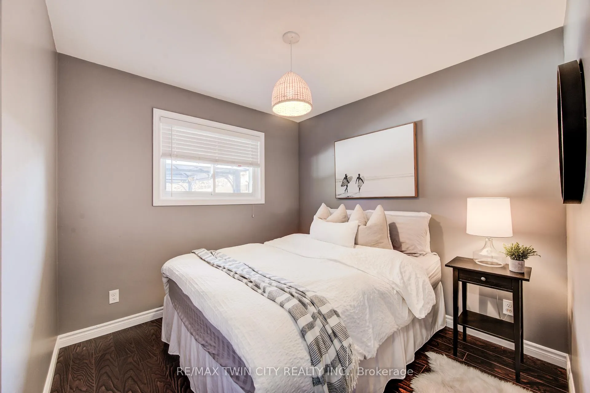 Photo 18 of 18 Duncairn Avenue, Kitchener — HOMEH