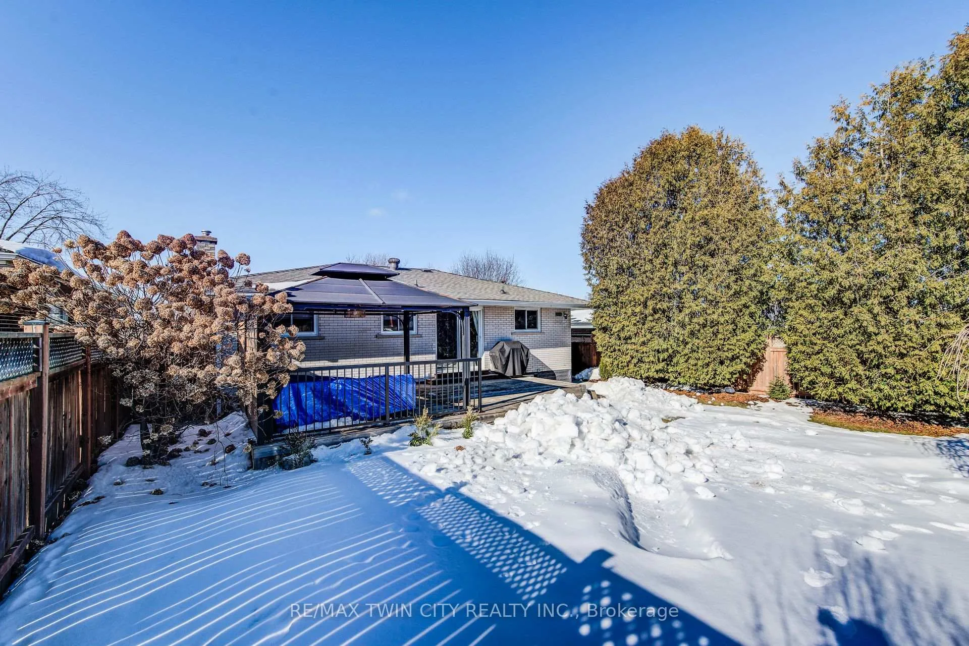 Photo 43 of 18 Duncairn Avenue, Kitchener — HOMEH
