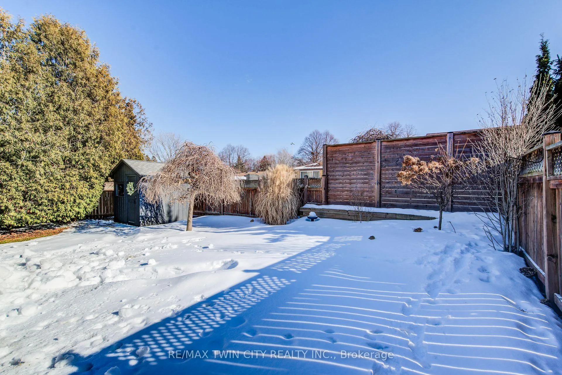 Photo 45 of 18 Duncairn Avenue, Kitchener — HOMEH