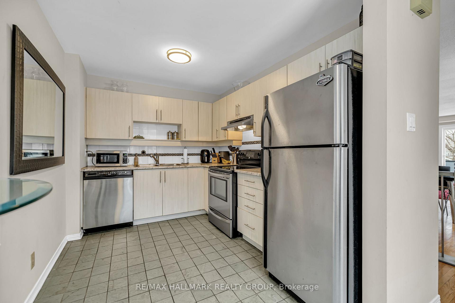 Photo 18 of 231 Bolton Street, Ottawa, Lower Town/Byward Market — HOMEH