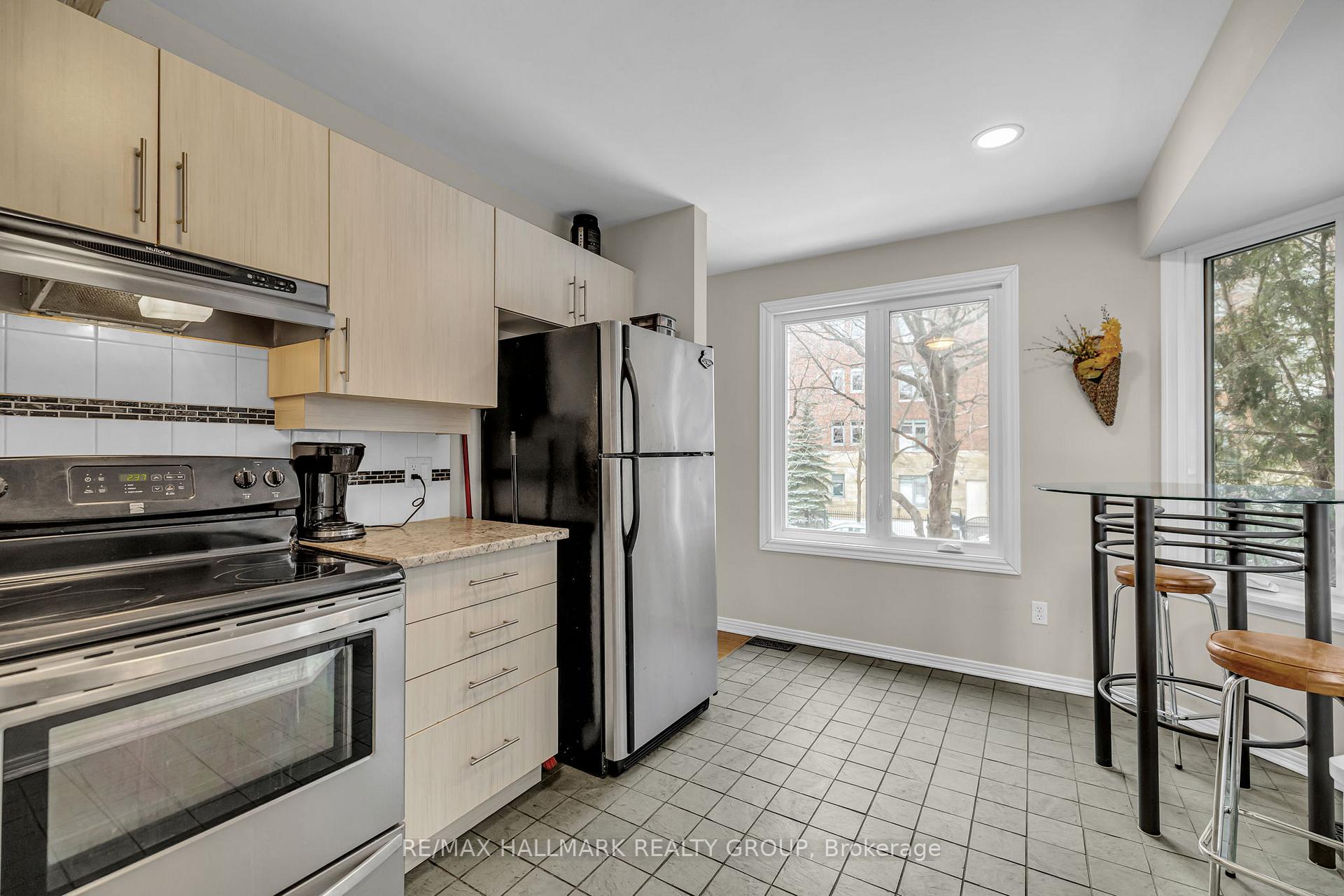 Photo 20 of 231 Bolton Street, Ottawa, Lower Town/Byward Market — HOMEH