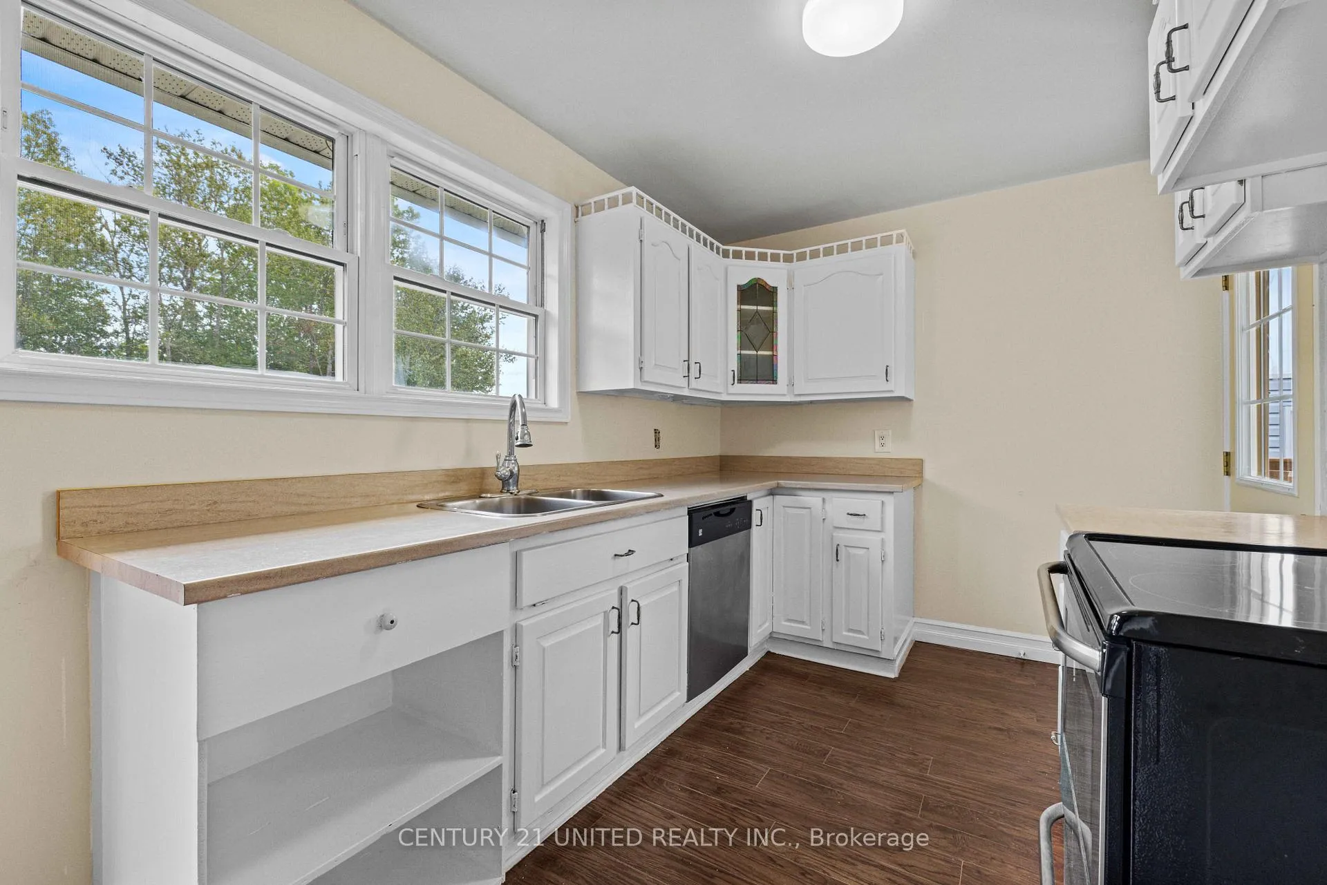 Photo 5 of 60 Hemlock Street, Highlands East, Bicroft Ward — HOMEH