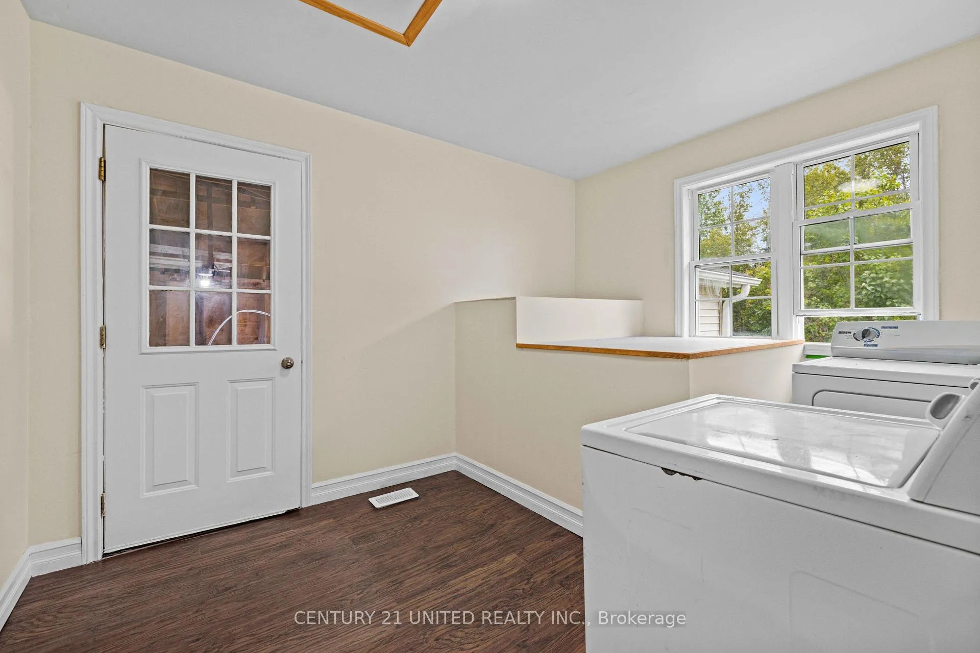 Photo 18 of 60 Hemlock Street, Highlands East, Bicroft Ward — HOMEH