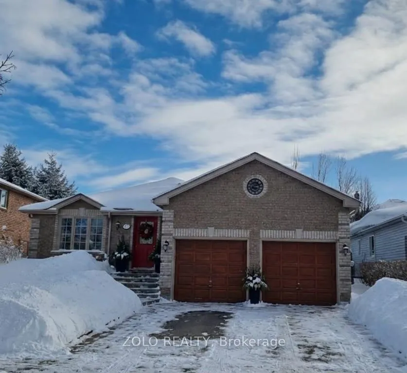 Photo 1 of 21 Columbia Road, Barrie, Holly — HOMEH