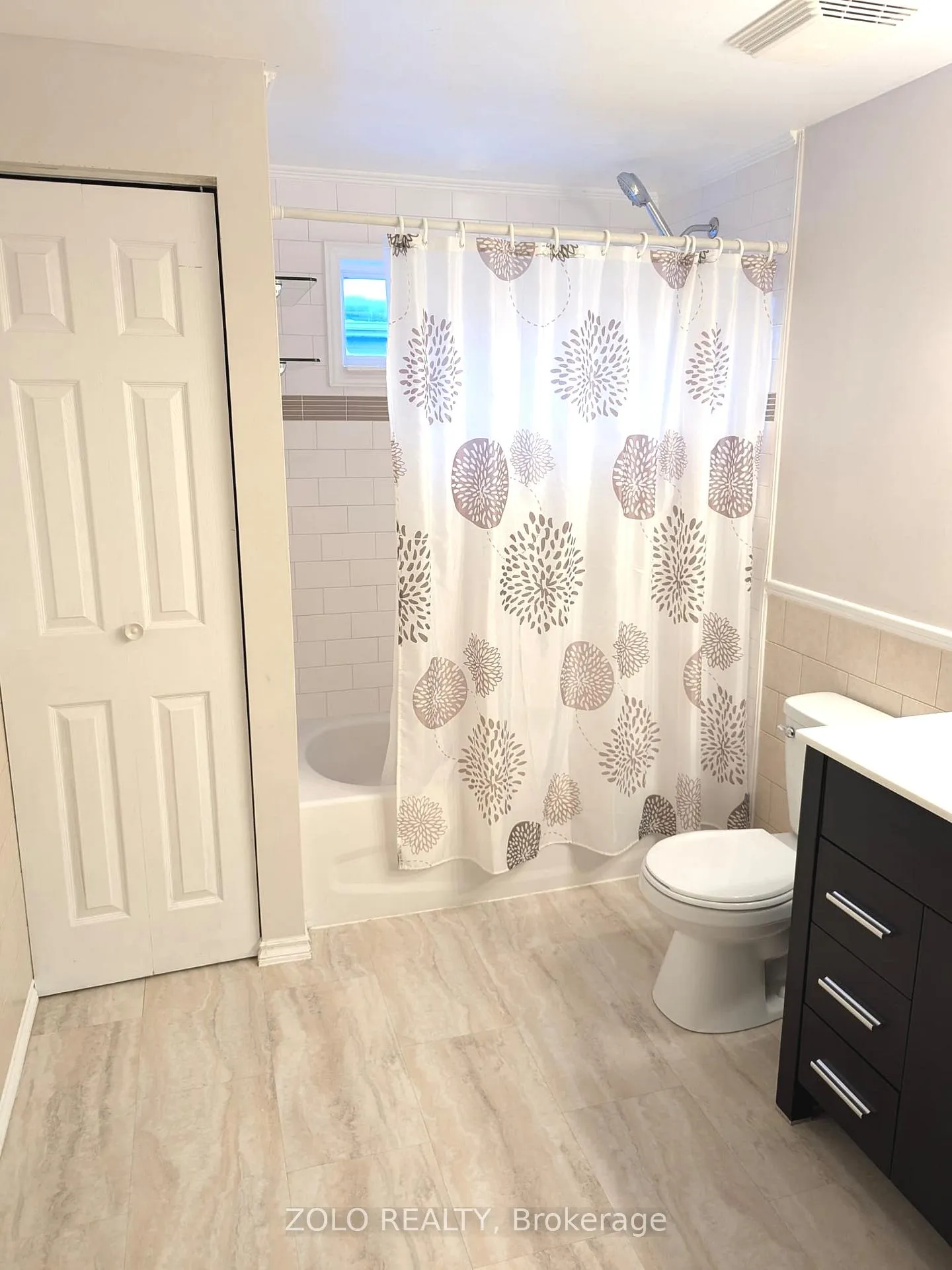 Photo 10 of 21 Columbia Road, Barrie, Holly — HOMEH