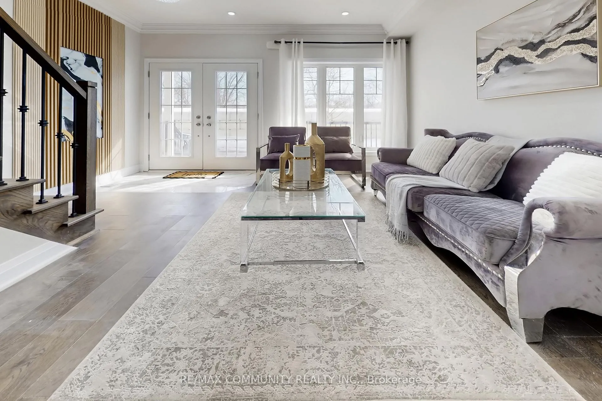 Photo 3 of Unit 7, 1741 Fairport Road, Pickering, Dunbarton — HOMEH