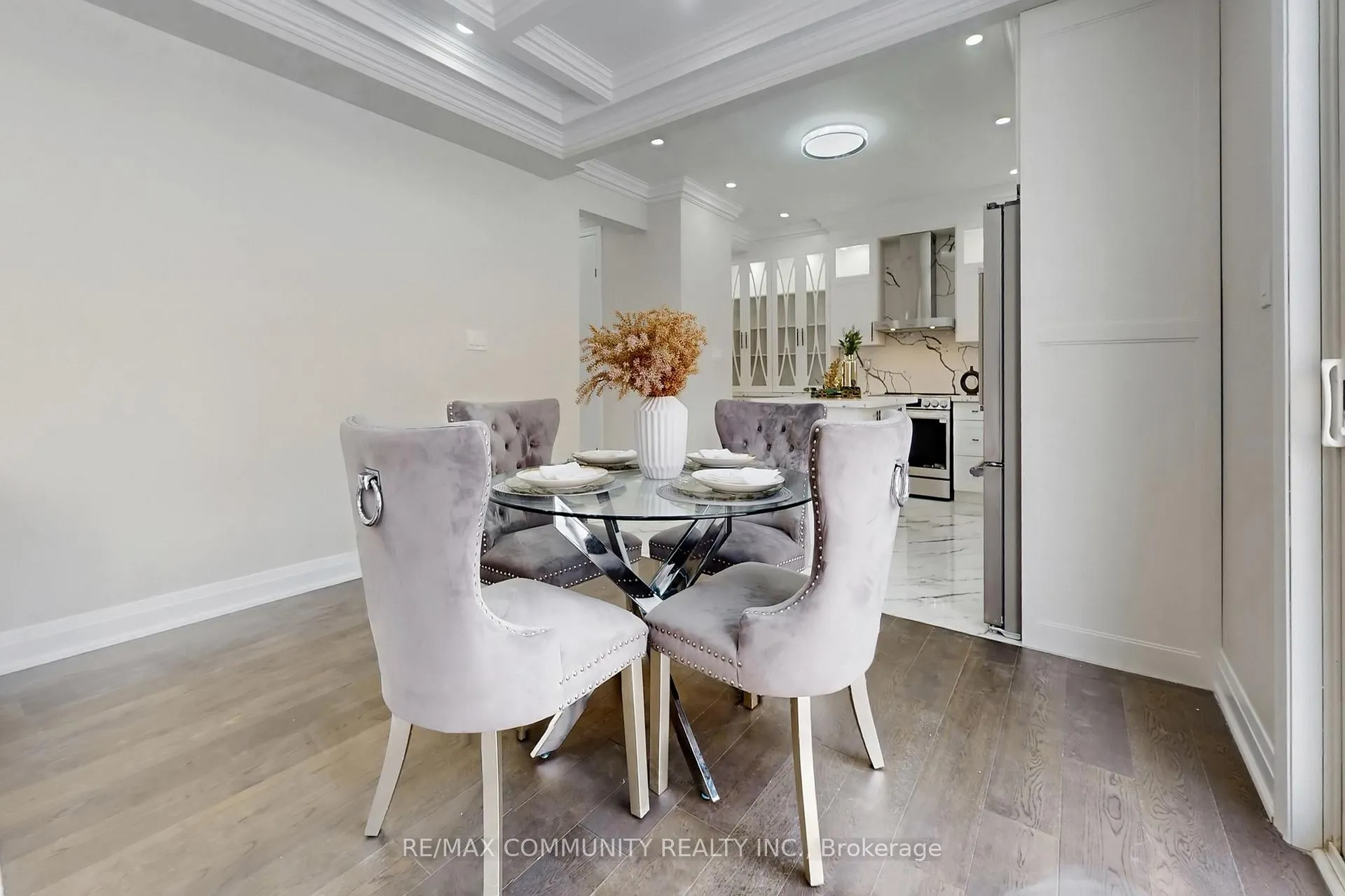 Photo 10 of Unit 7, 1741 Fairport Road, Pickering, Dunbarton — HOMEH