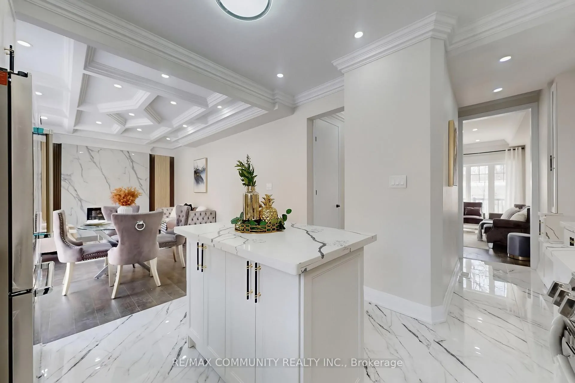 Photo 15 of Unit 7, 1741 Fairport Road, Pickering, Dunbarton — HOMEH