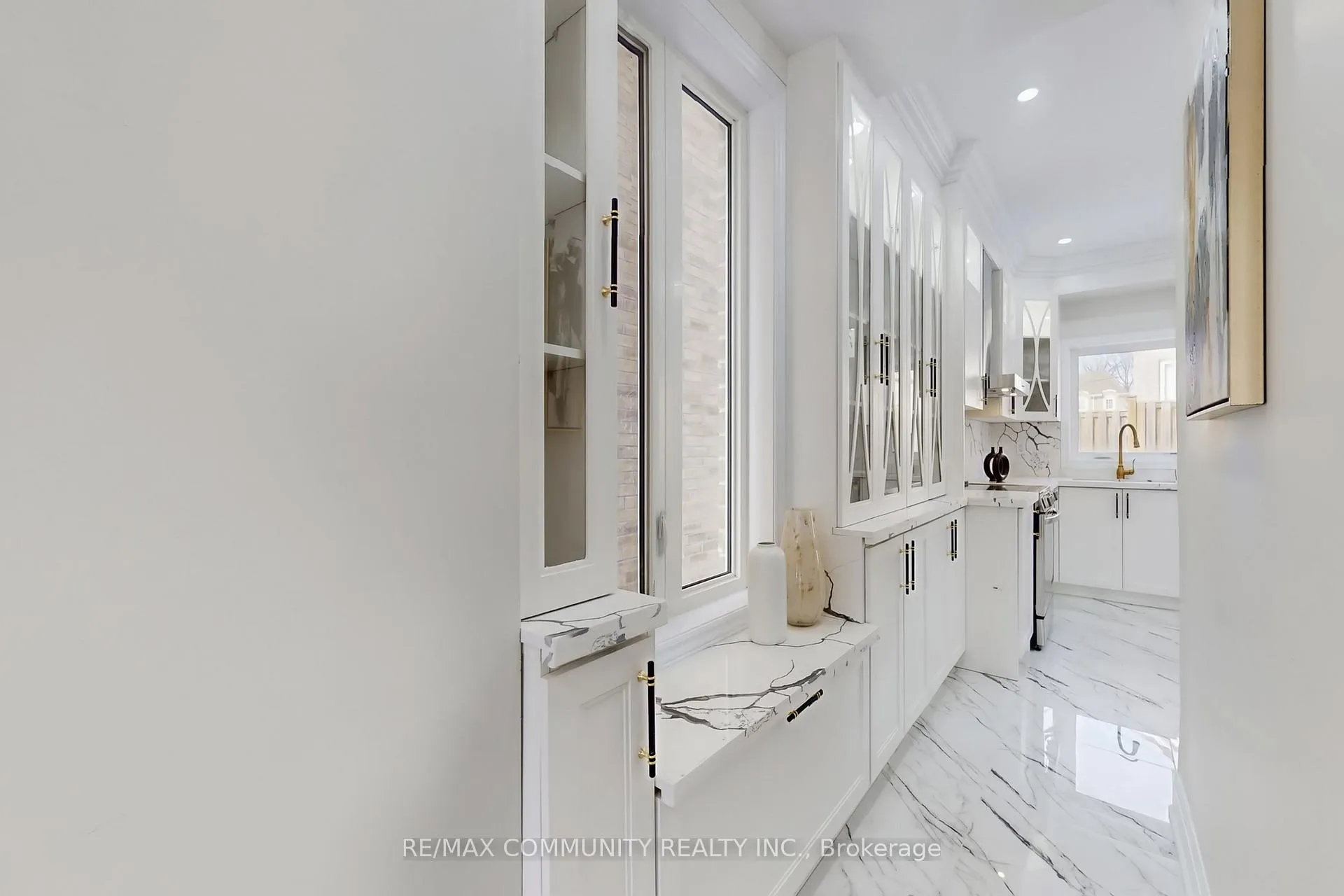 Photo 17 of Unit 7, 1741 Fairport Road, Pickering, Dunbarton — HOMEH