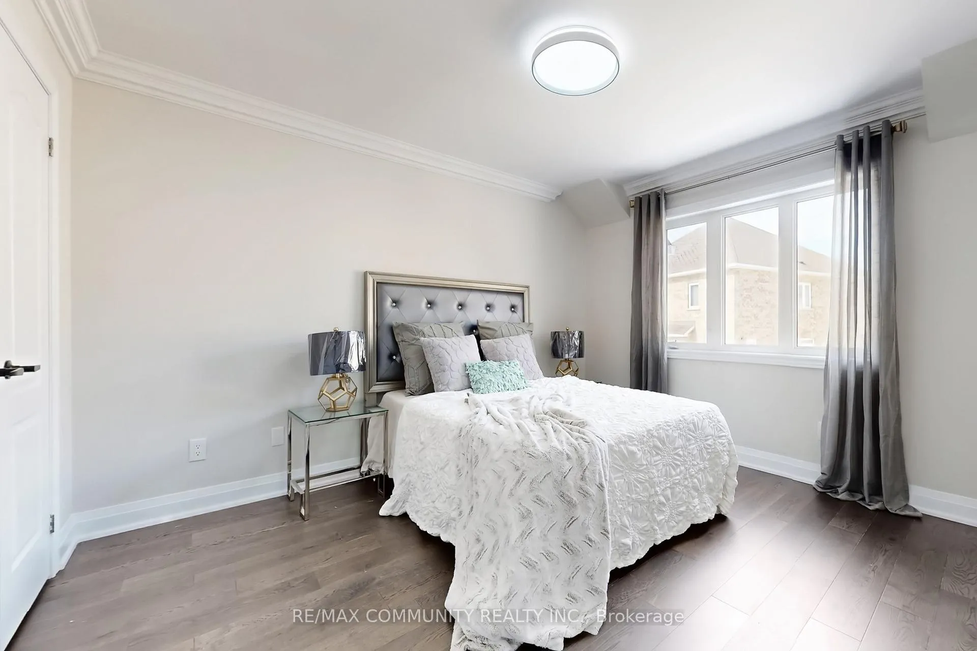 Photo 27 of Unit 7, 1741 Fairport Road, Pickering, Dunbarton — HOMEH
