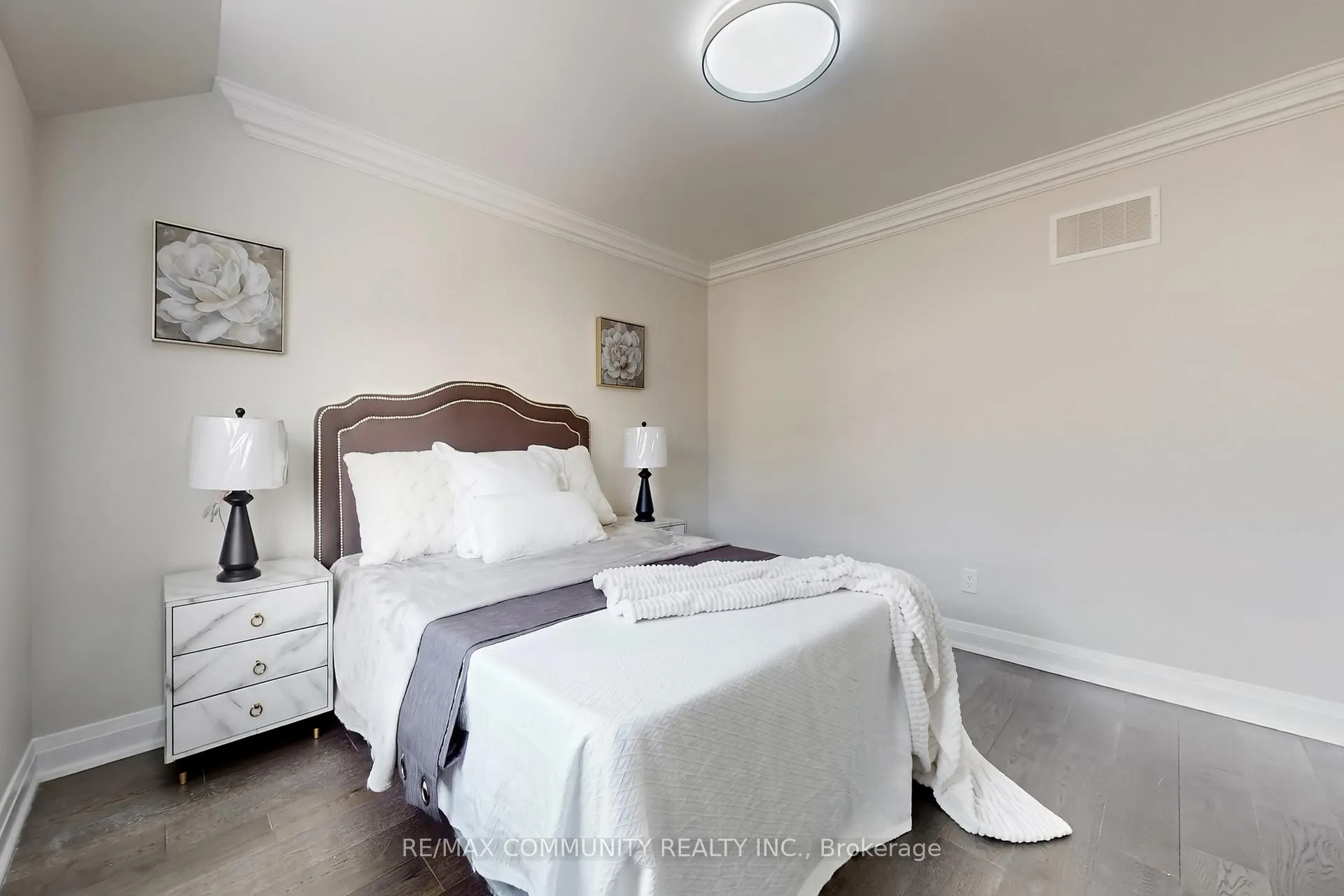 Photo 32 of Unit 7, 1741 Fairport Road, Pickering, Dunbarton — HOMEH