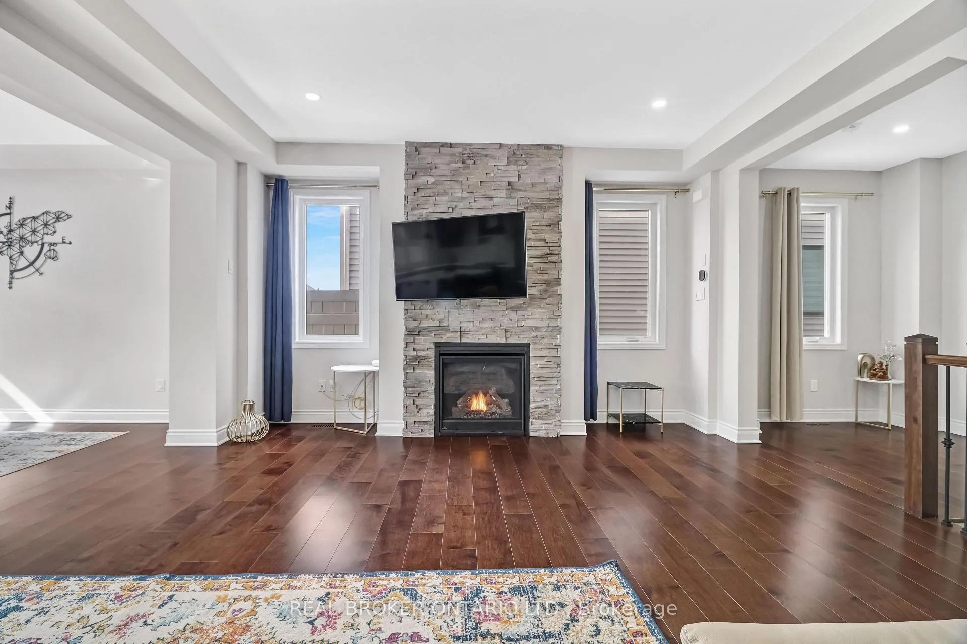 Photo 14 of 642 Continental Avenue, Ottawa, Kanata - Emerald Meadows/Trailwest — HOMEH