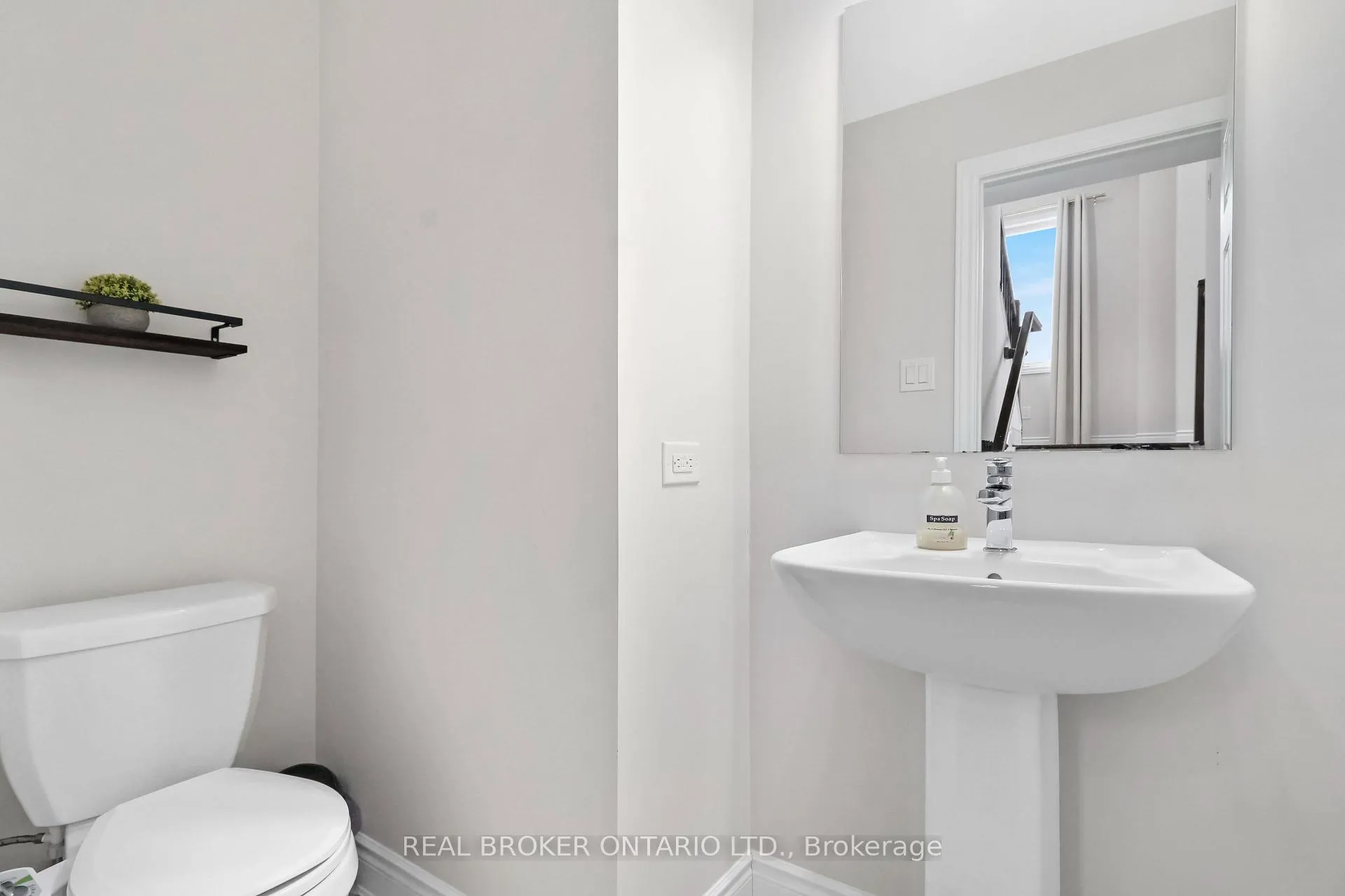Photo 15 of 642 Continental Avenue, Ottawa, Kanata - Emerald Meadows/Trailwest — HOMEH
