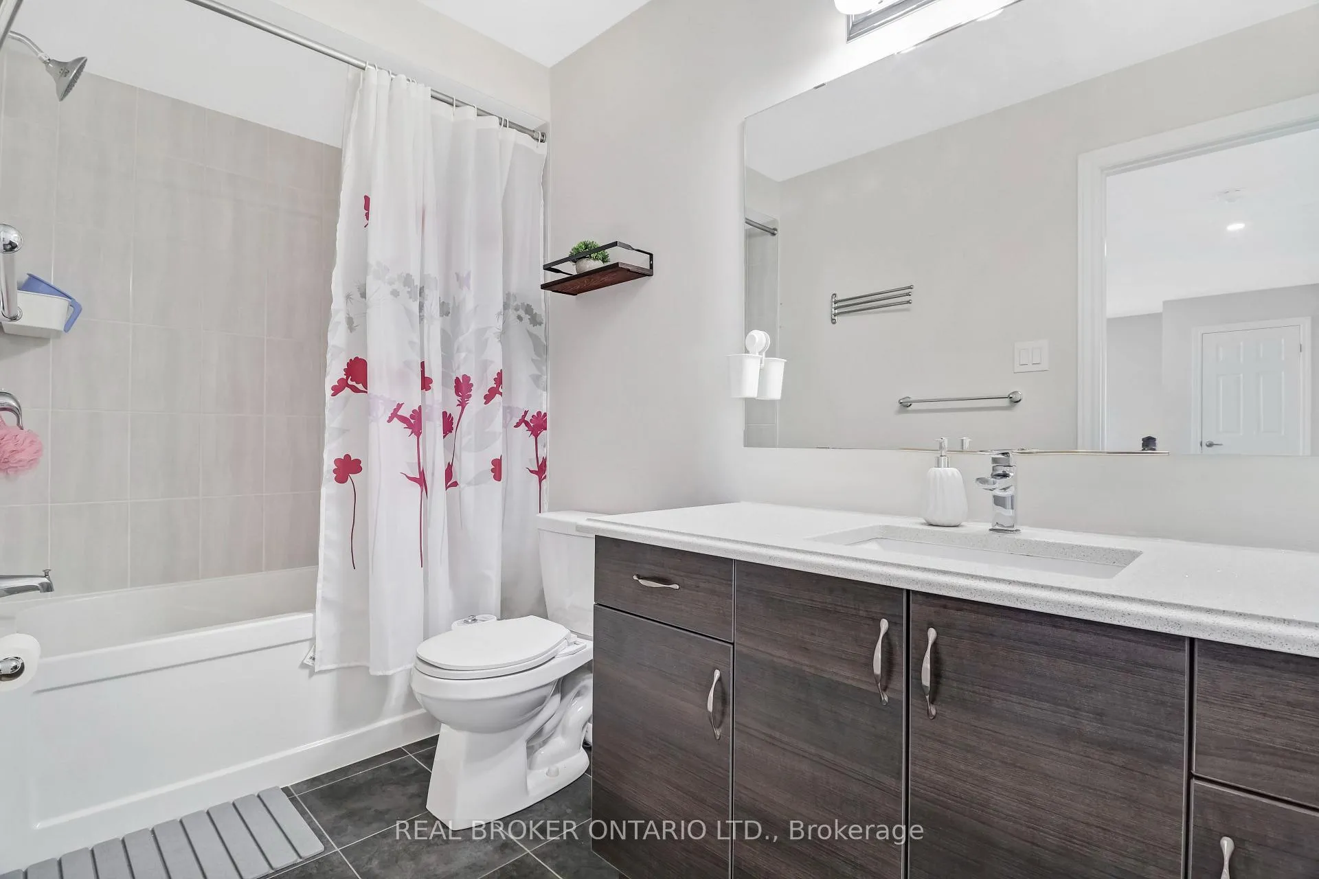 Photo 21 of 642 Continental Avenue, Ottawa, Kanata - Emerald Meadows/Trailwest — HOMEH