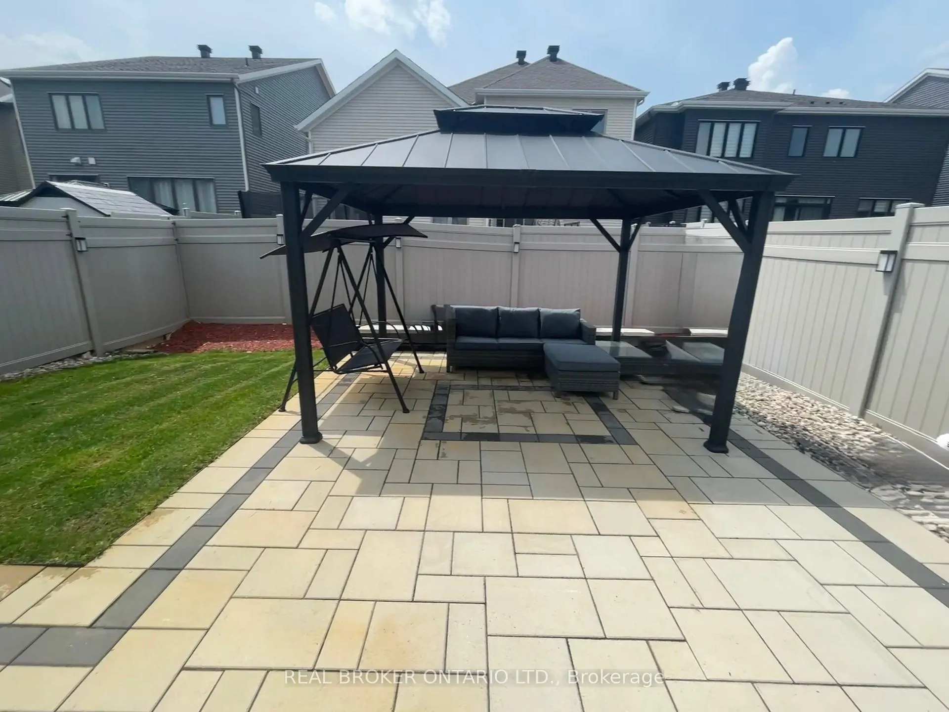 Photo 36 of 642 Continental Avenue, Ottawa, Kanata - Emerald Meadows/Trailwest — HOMEH