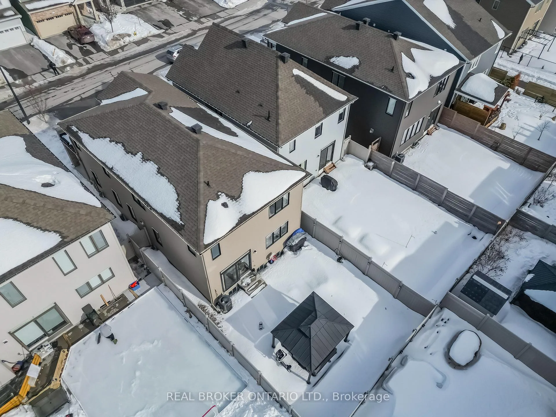 Photo 38 of 642 Continental Avenue, Ottawa, Kanata - Emerald Meadows/Trailwest — HOMEH