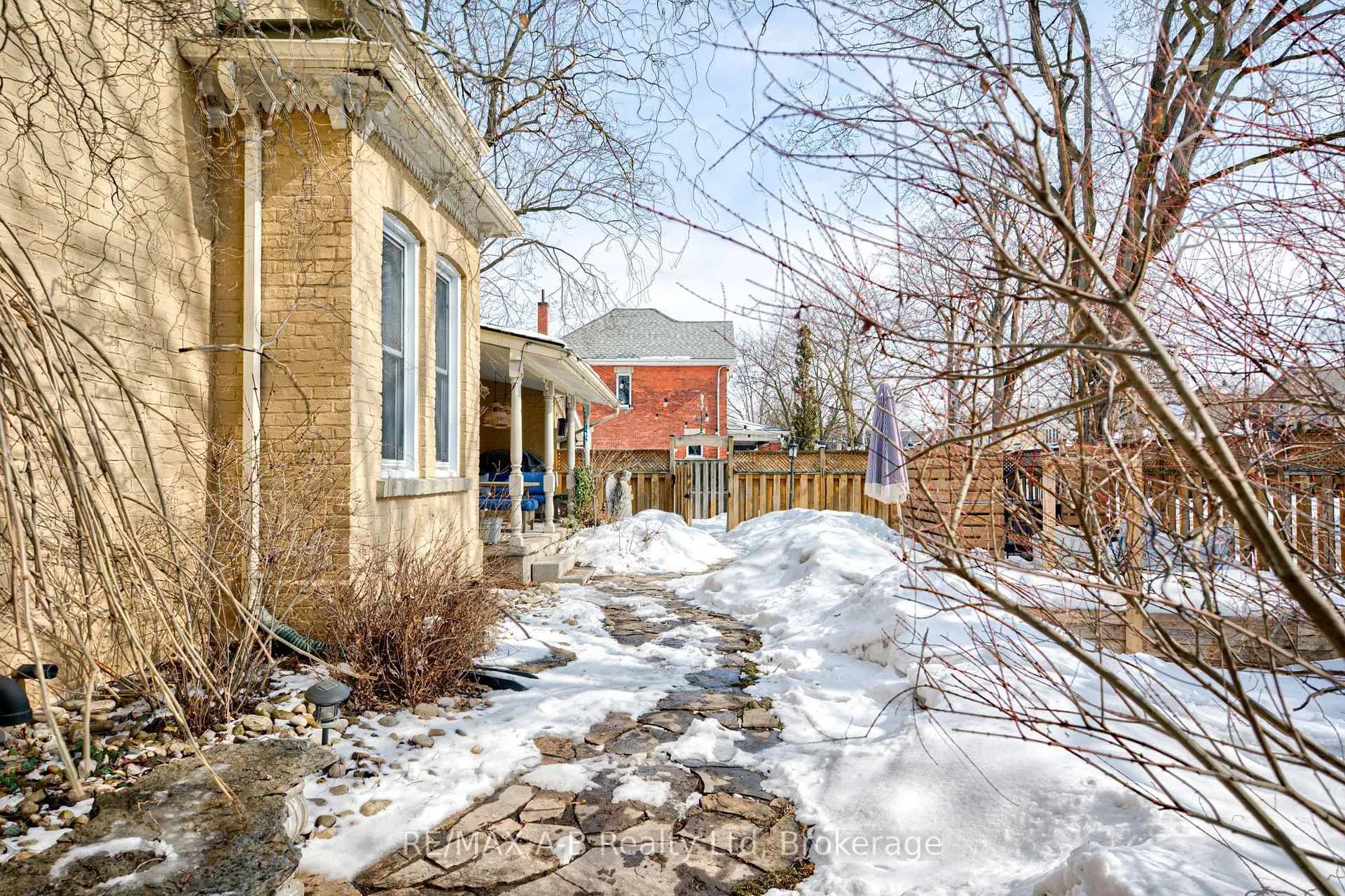 Photo 4 of 259 Nile Street, Stratford — HOMEH