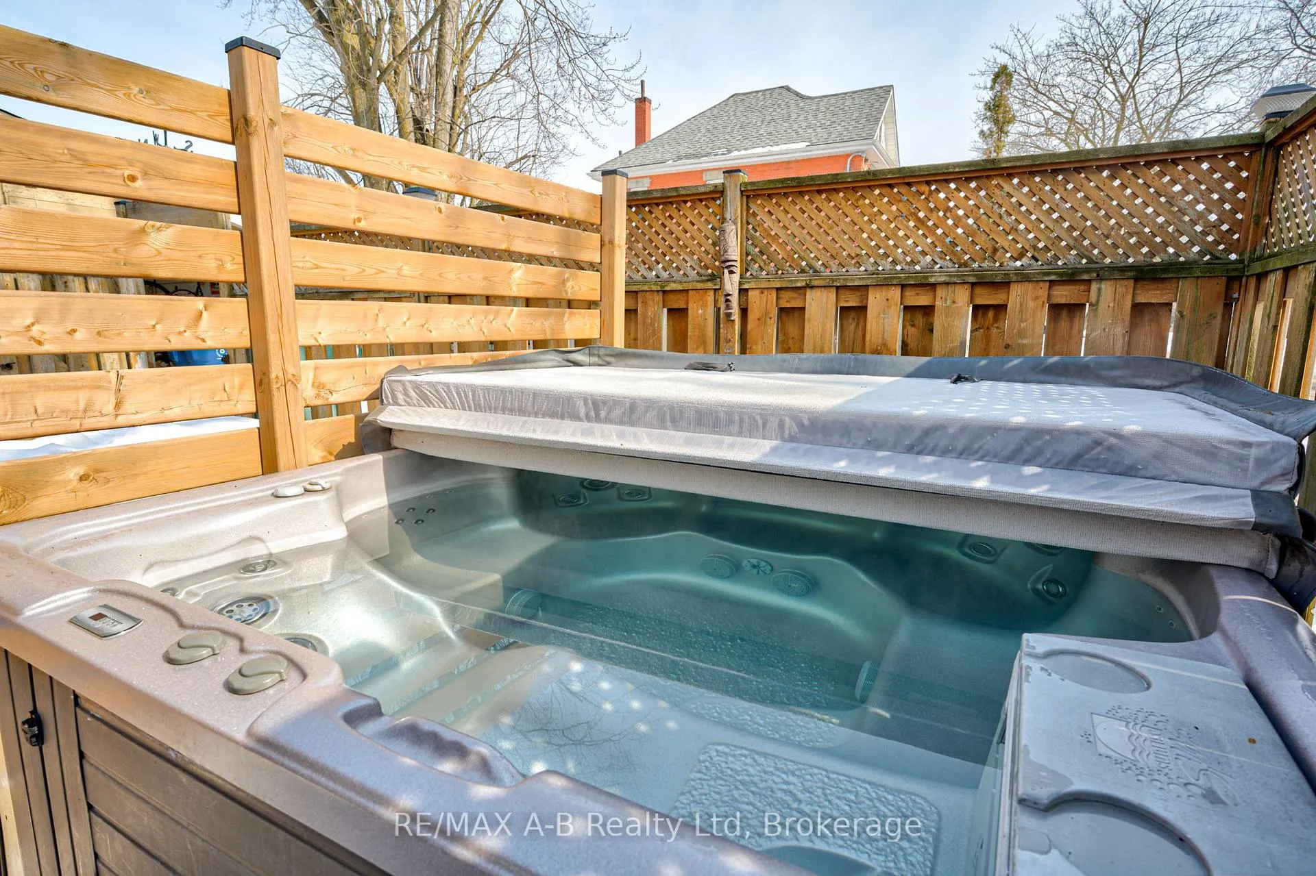 Photo 5 of 259 Nile Street, Stratford — HOMEH